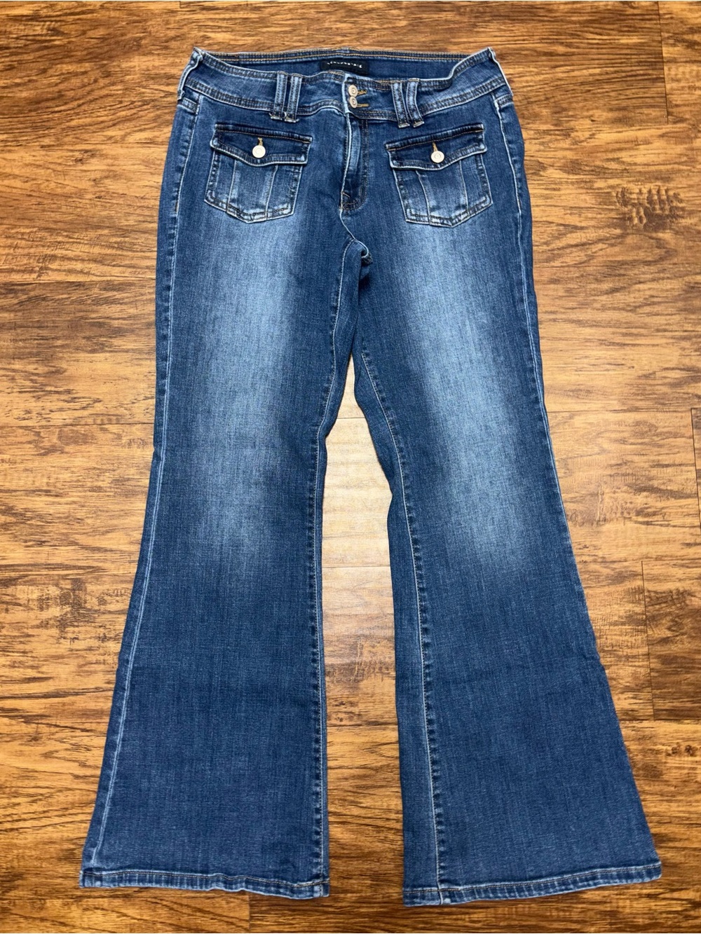 Aeropostale Low Rise Flare Jeans Size 10